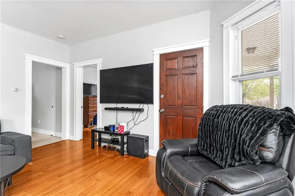 2 Poplar Street Providence RI 02906