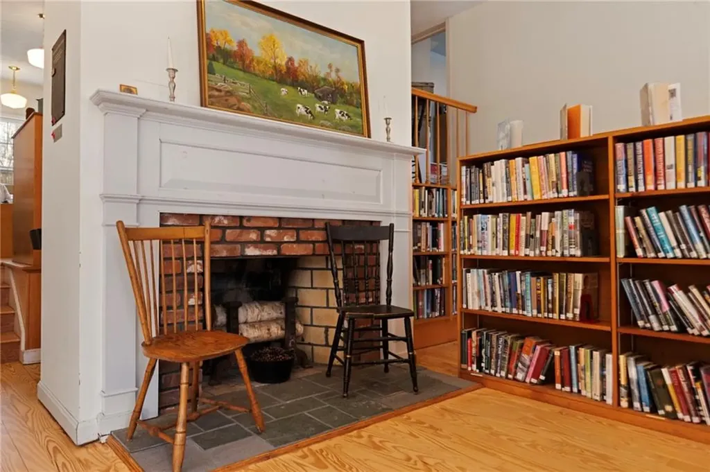 81 A Moosup Valley Road Foster RI 02825