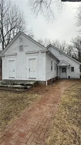 81 A Moosup Valley Road Foster RI 02825