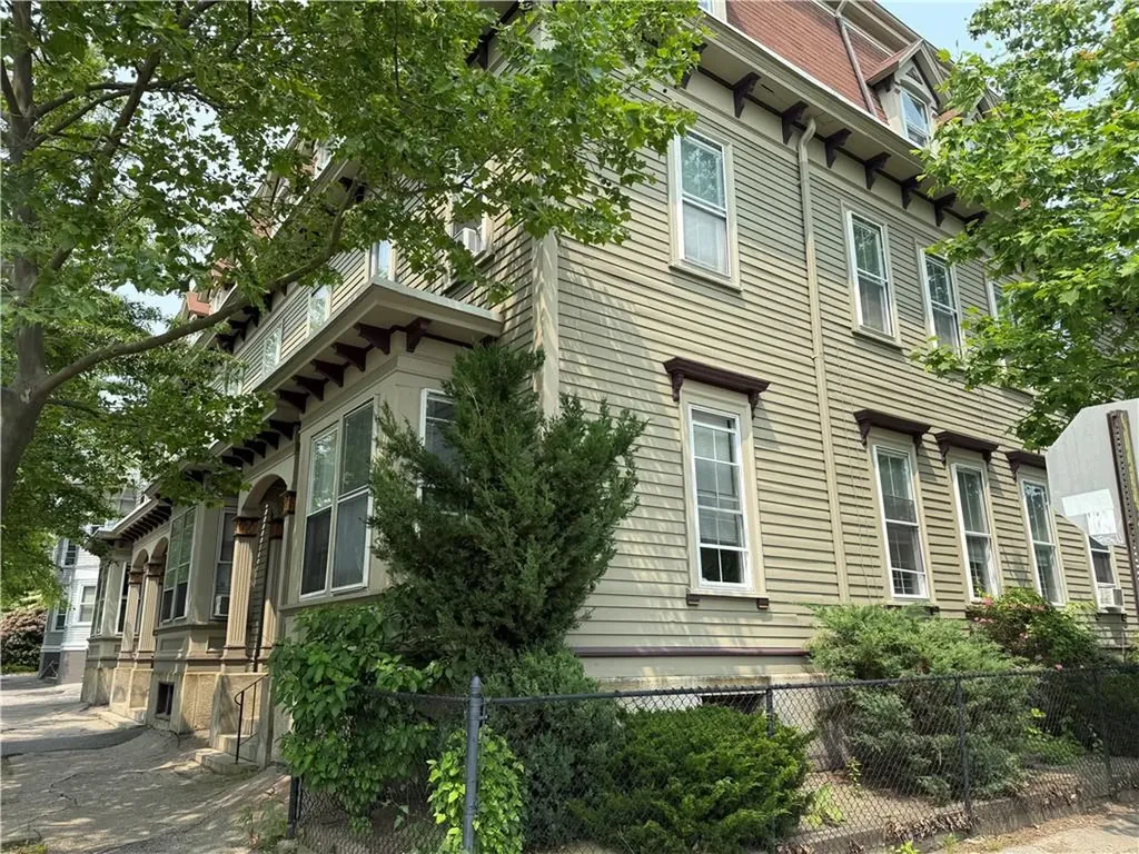 339 Thayer Street Providence RI 02906
