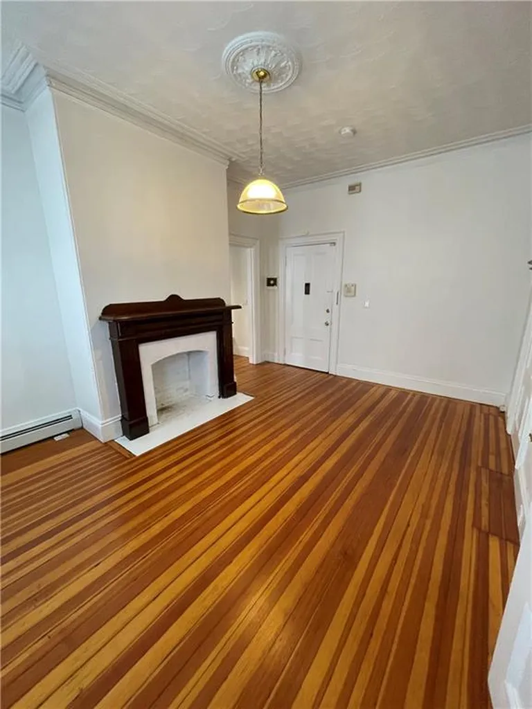 339 Thayer Street Providence RI 02906