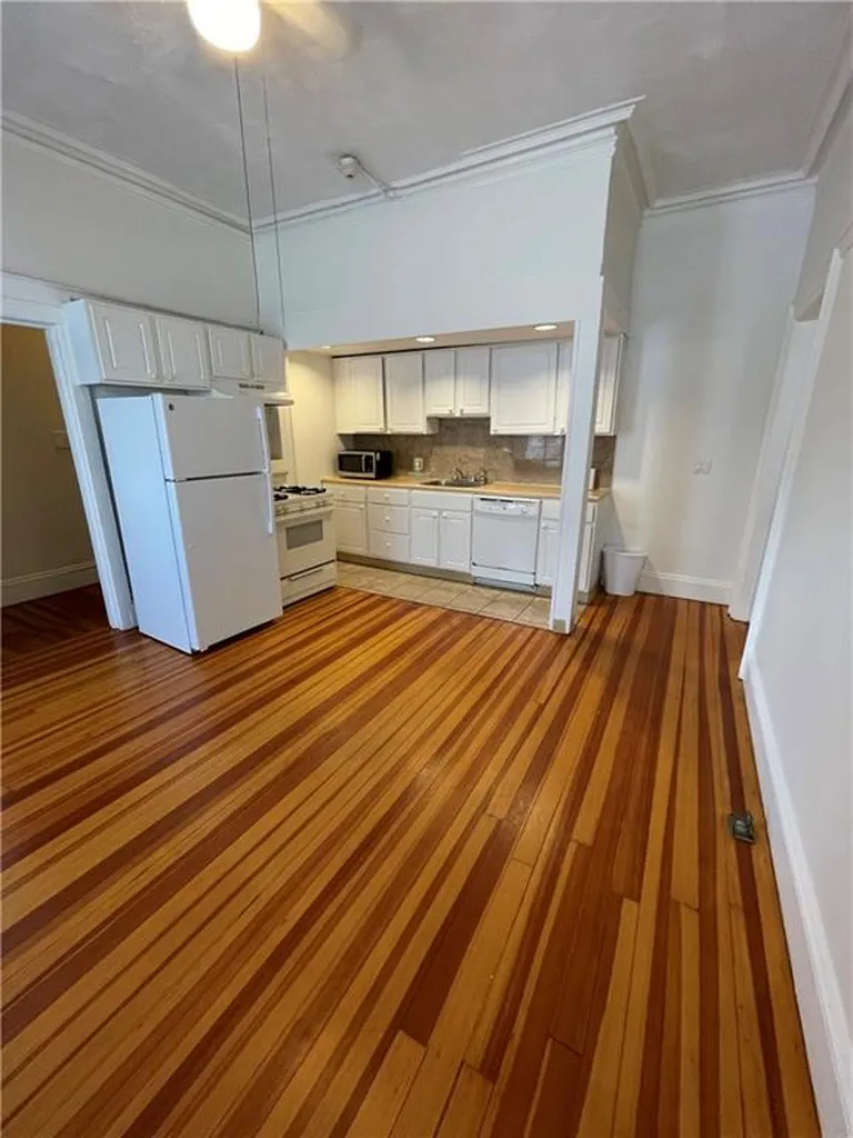 339 Thayer Street Providence RI 02906