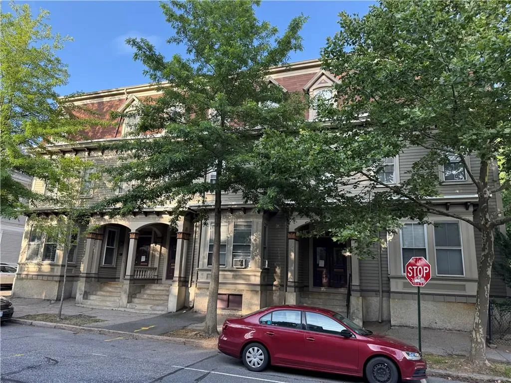 339 Thayer Street Providence RI 02906