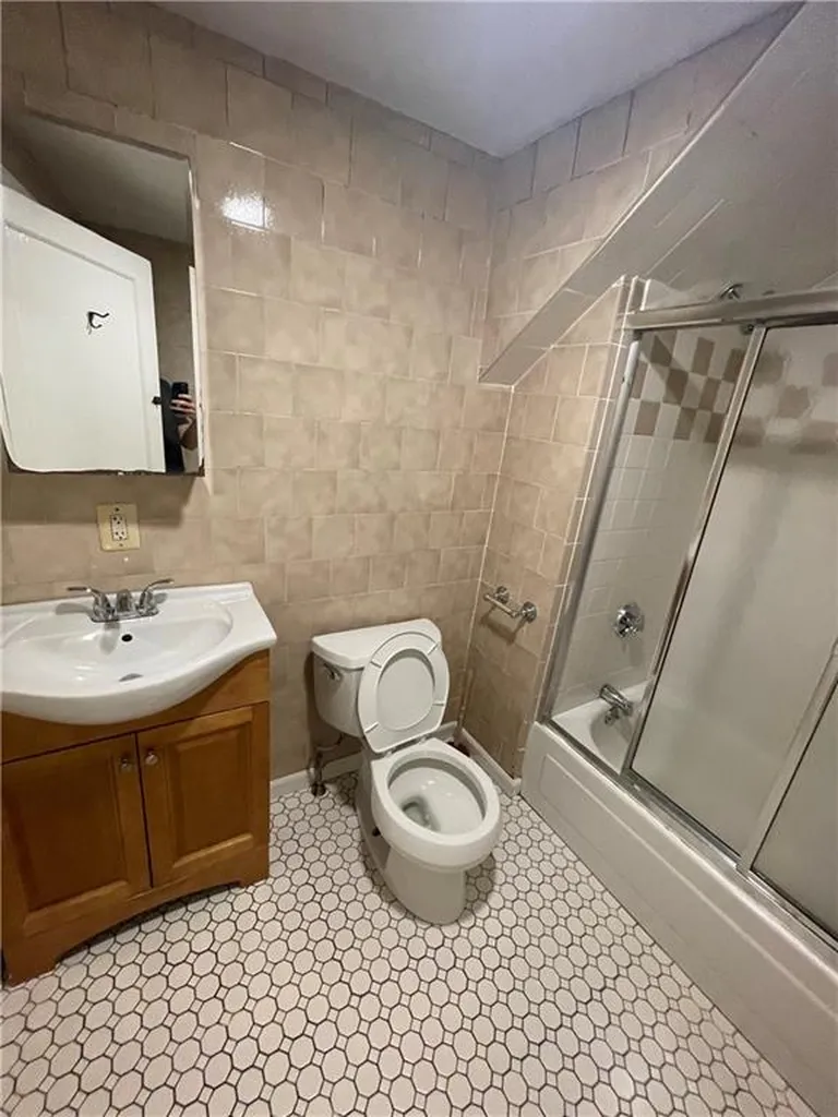 339 Thayer Street Providence RI 02906