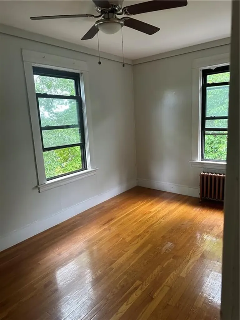 58 60 Taft Avenue Providence RI 02906