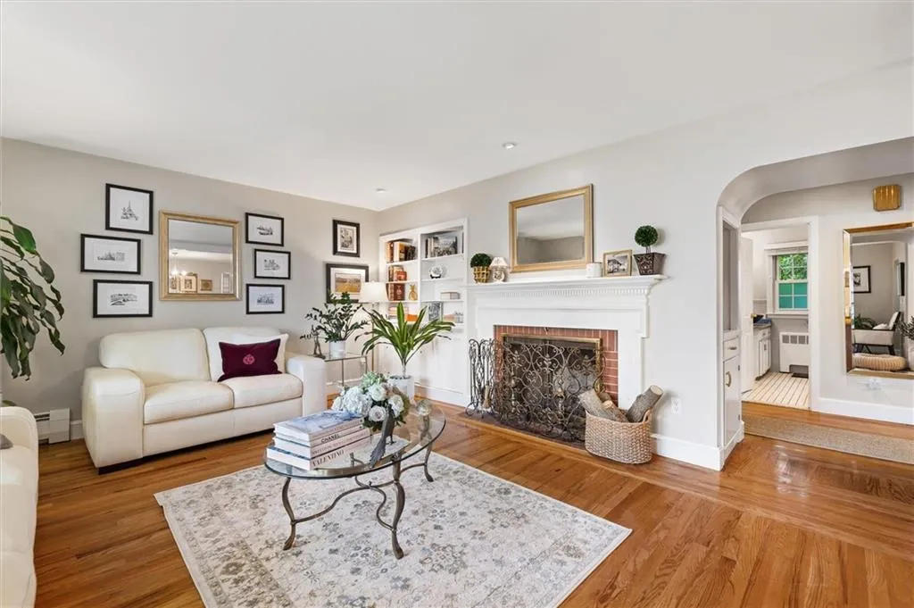 95 Priscilla Drive Cranston RI 02921