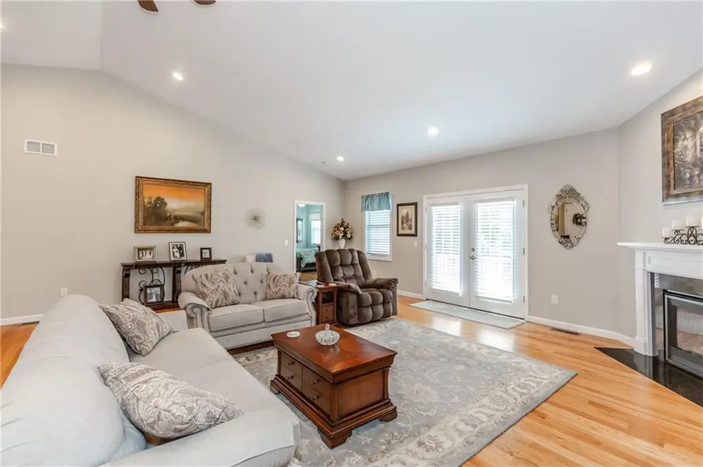 11 Morgan Lane Smithfield RI 02917