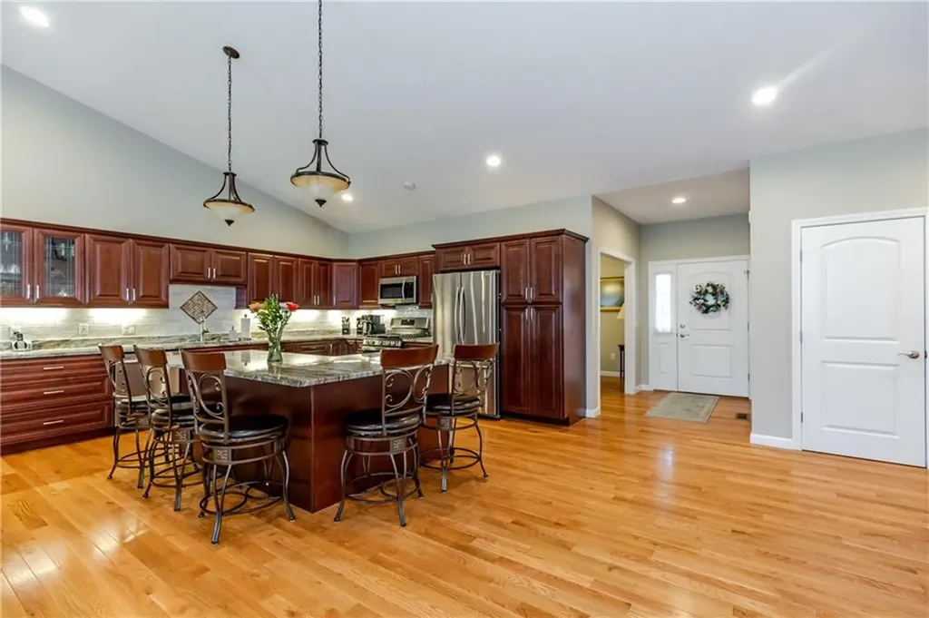 11 Morgan Lane Smithfield RI 02917