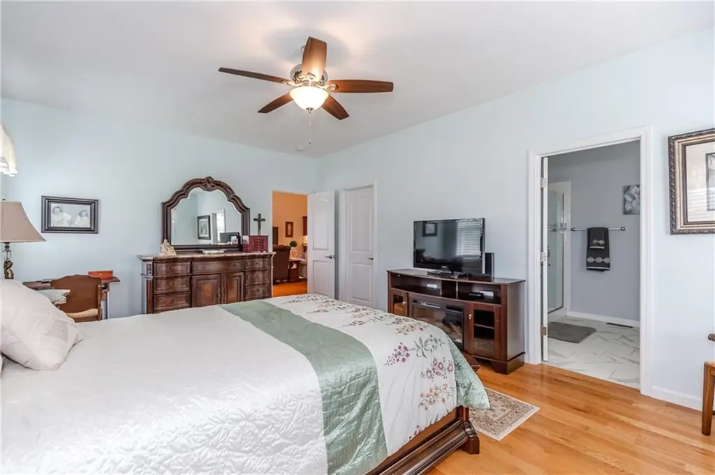 11 Morgan Lane Smithfield RI 02917