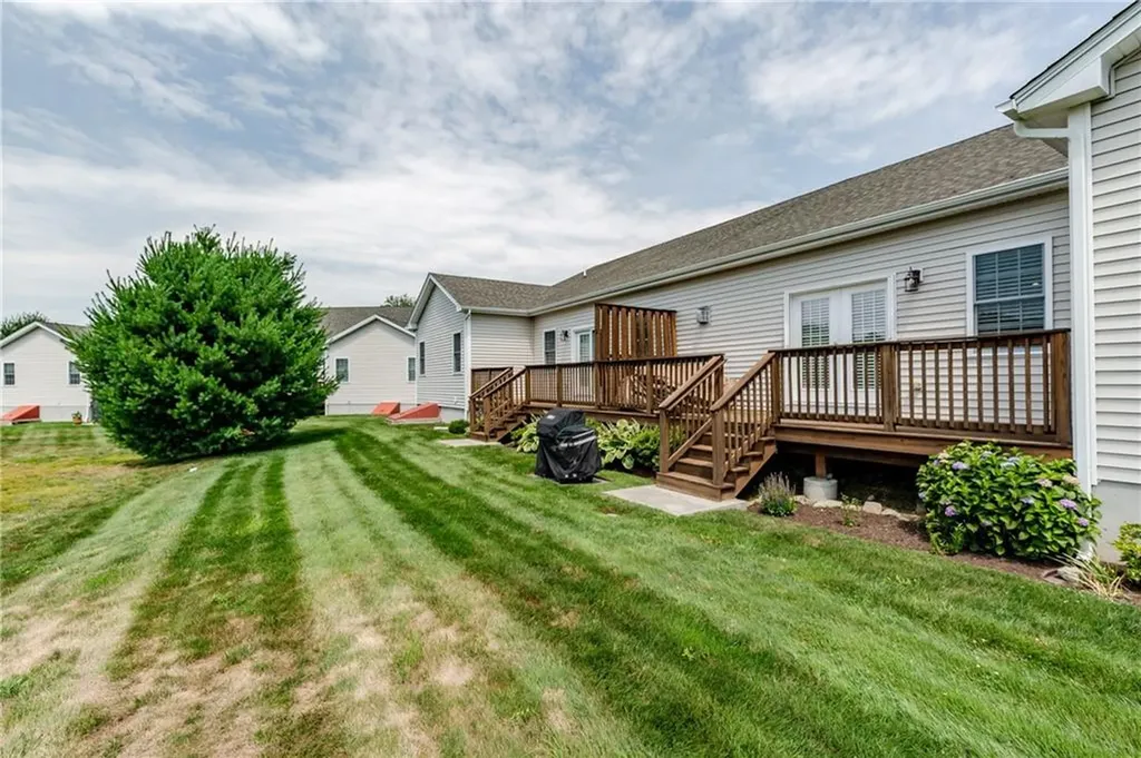 11 Morgan Lane Smithfield RI 02917