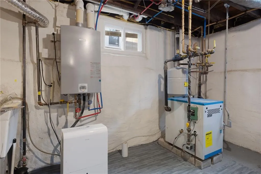 49 Methyl Street Providence RI 02906