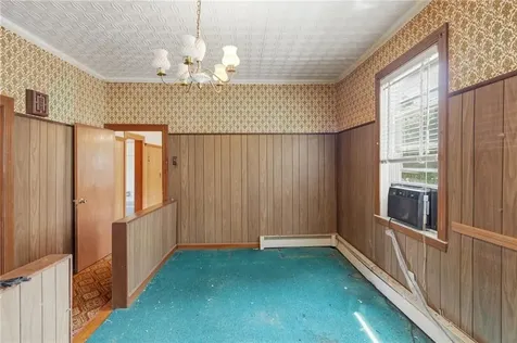 400 406 Thames Street Bristol RI 02809