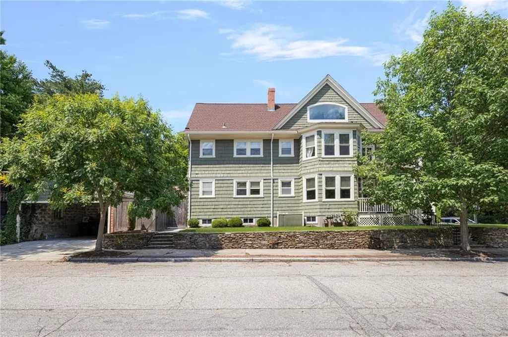 26 Paterson Street Providence RI 02906