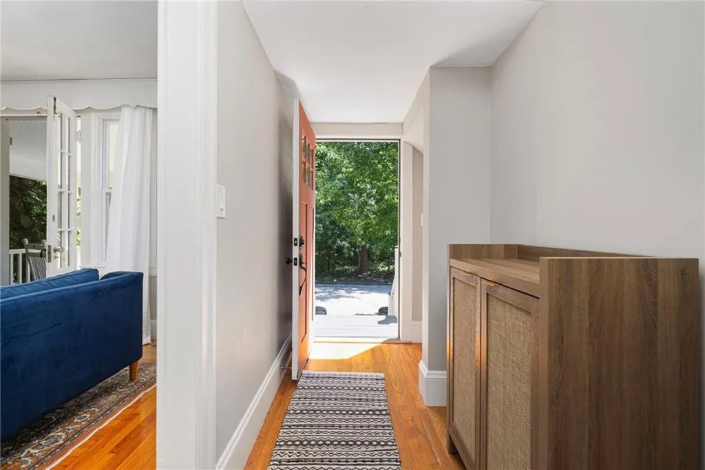 26 Paterson Street Providence RI 02906