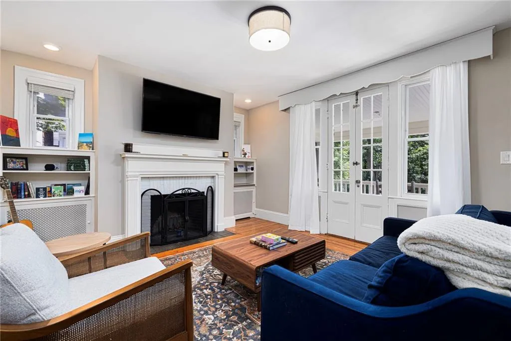 26 Paterson Street Providence RI 02906