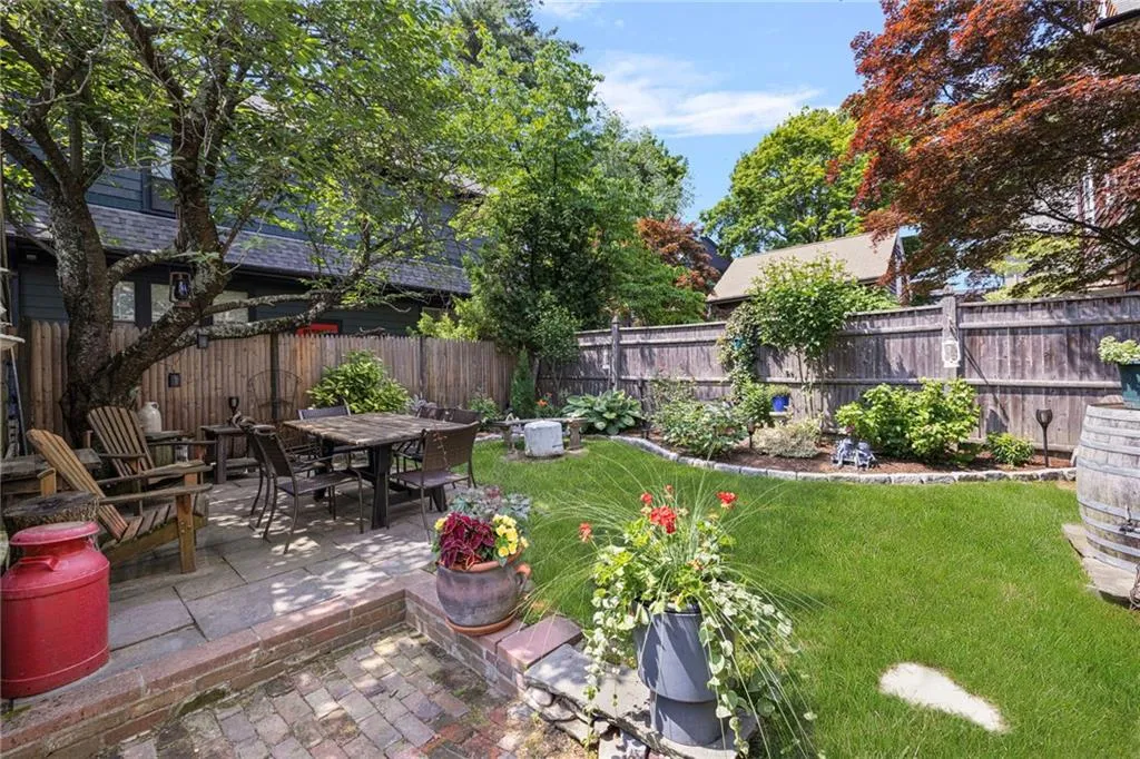 26 Paterson Street Providence RI 02906