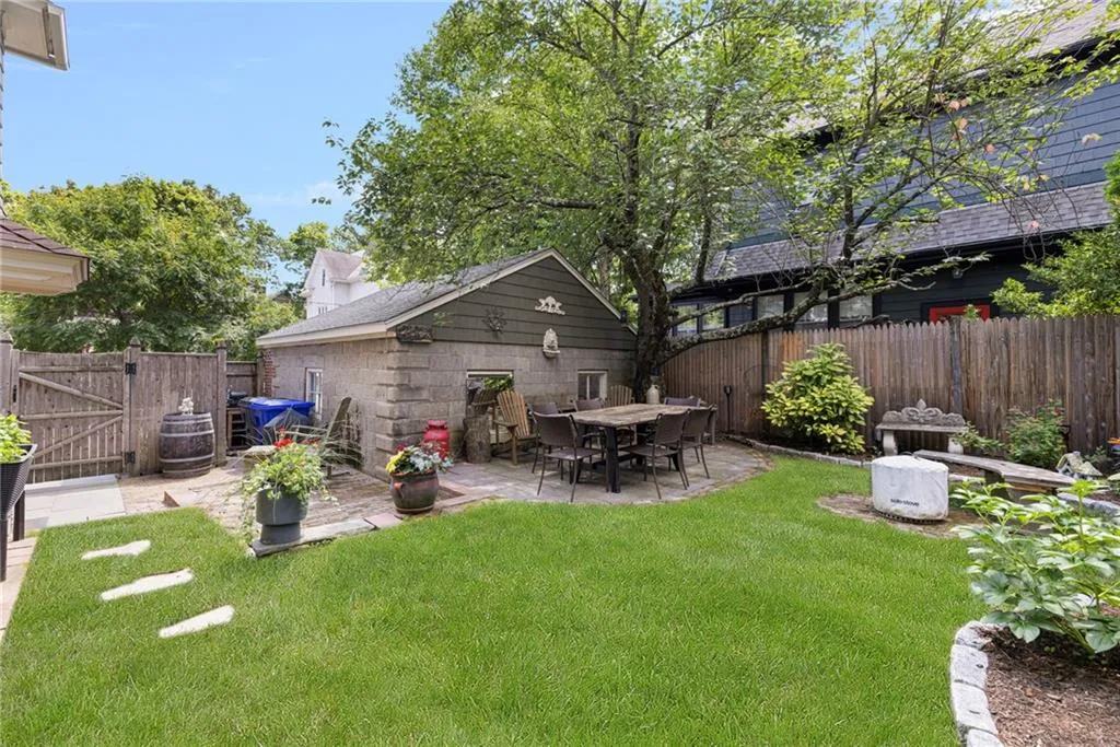 26 Paterson Street Providence RI 02906