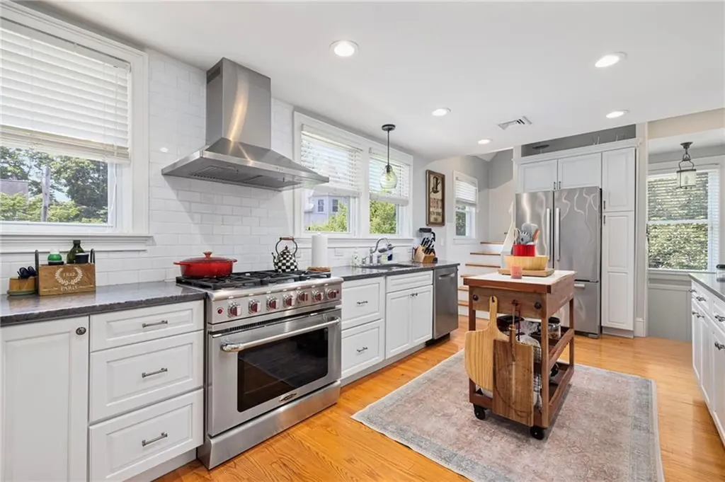 26 Paterson Street Providence RI 02906