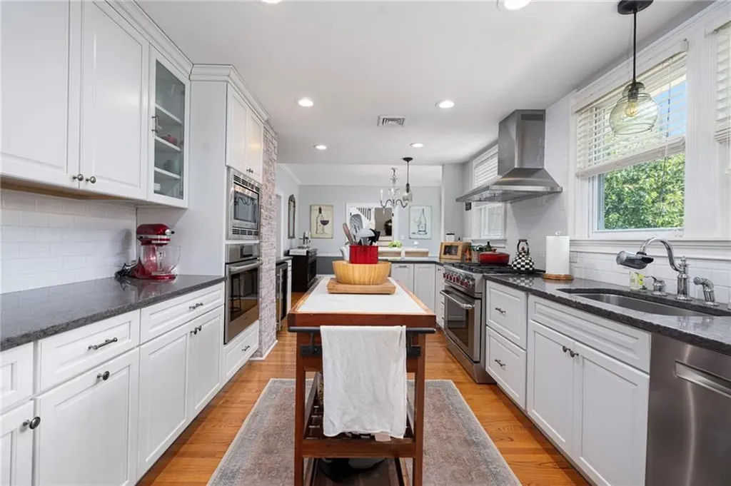 26 Paterson Street Providence RI 02906