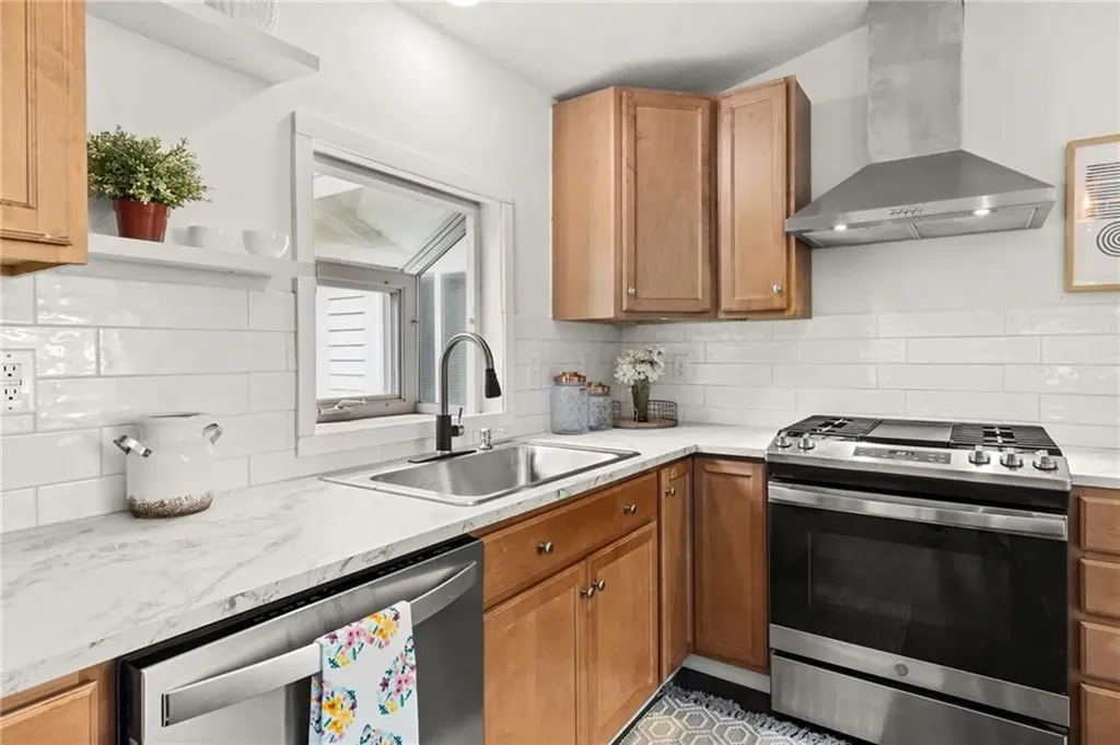 40 Poppy Place Warwick RI 02886