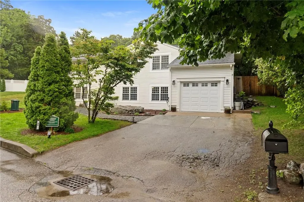 40 Poppy Place Warwick RI 02886