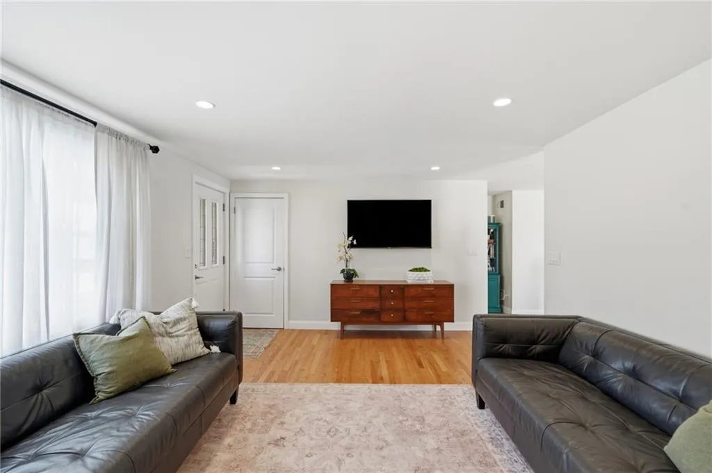 74 Brookfield Drive Cranston RI 02920