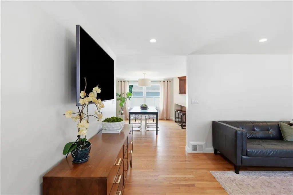 74 Brookfield Drive Cranston RI 02920