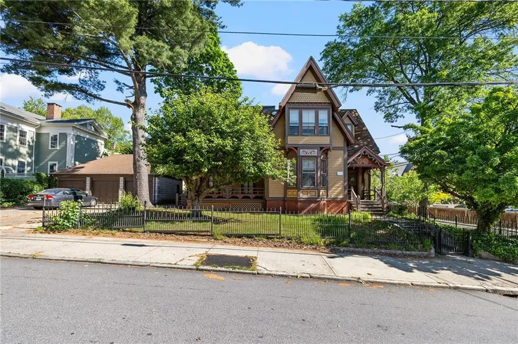 118 Williams Street Providence RI 02906
