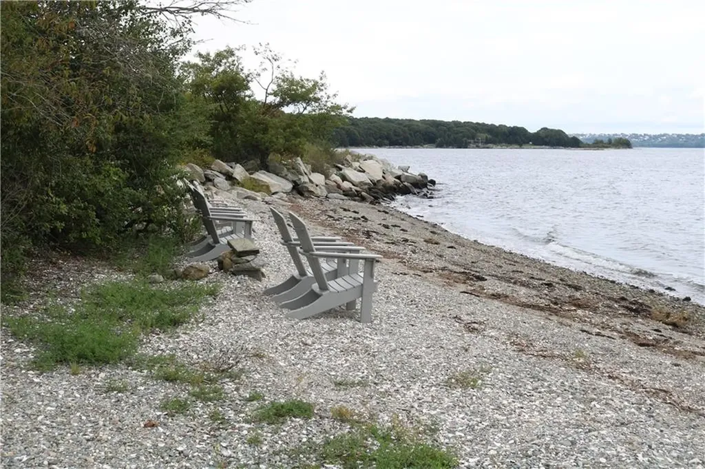 2 Seal Island Road Bristol RI 02809