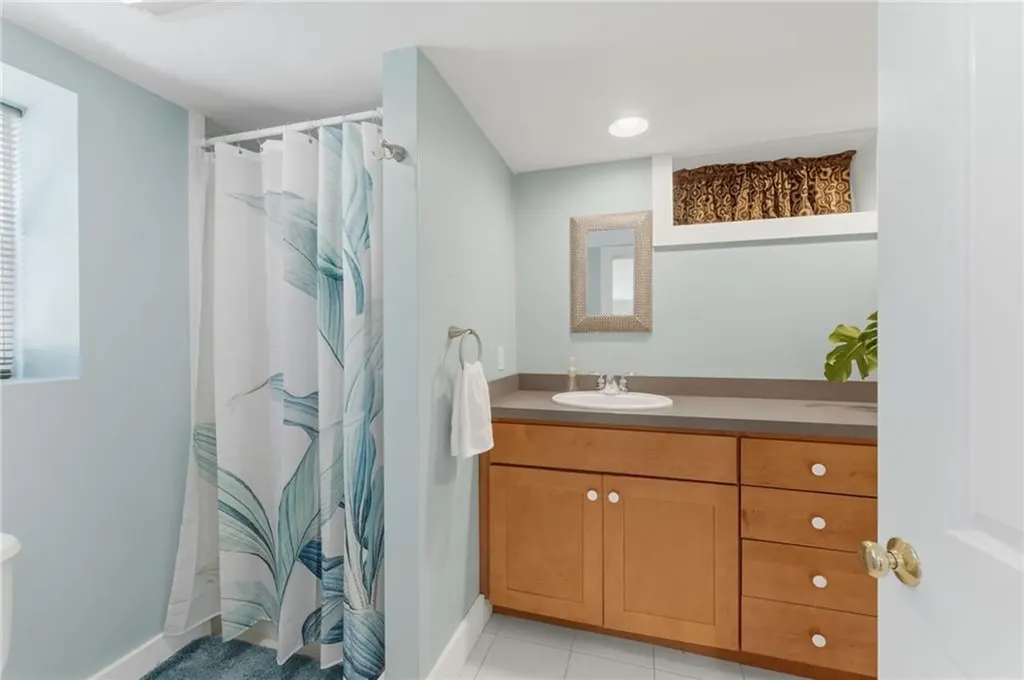 3798 South County Trail Richmond RI 02892