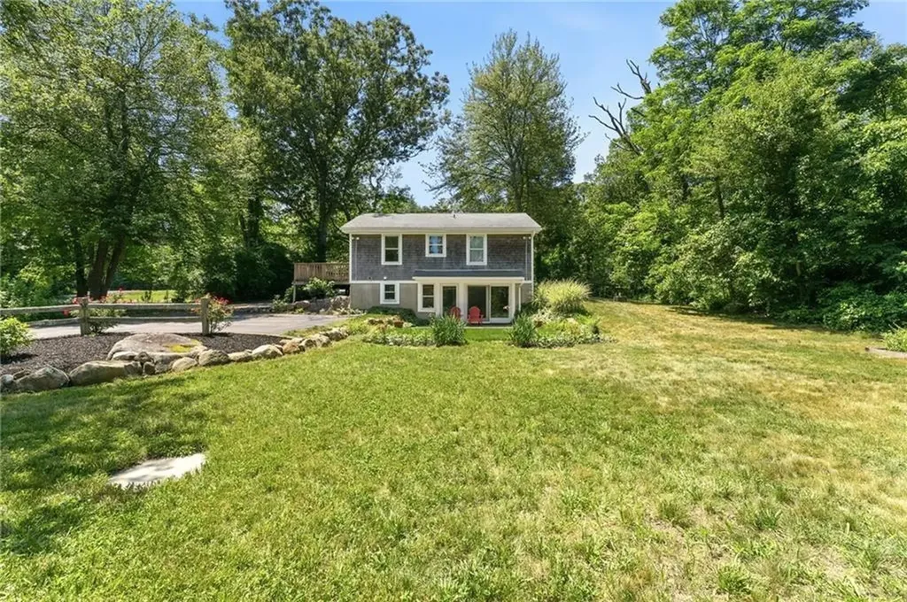 3798 South County Trail Richmond RI 02892