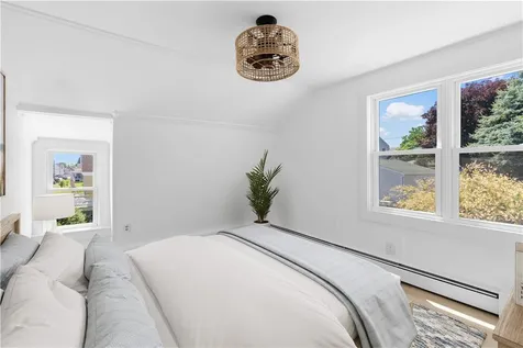 29 Aquidneck Avenue Portsmouth RI 02871