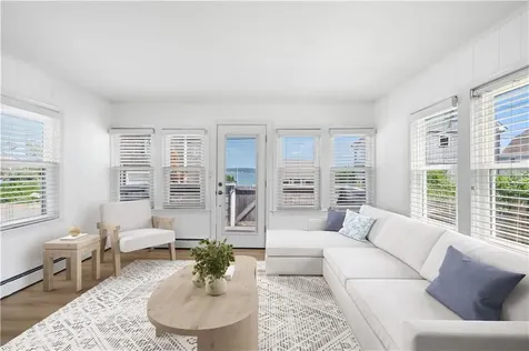29 Aquidneck Avenue Portsmouth RI 02871