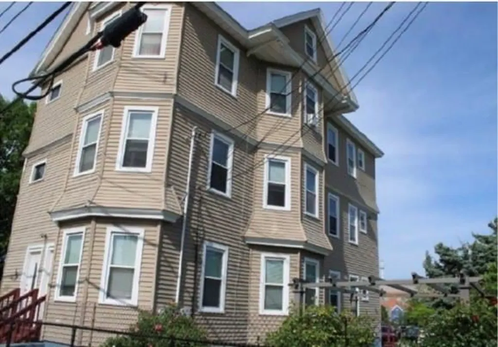 162 Prairie Avenue Providence RI 02905
