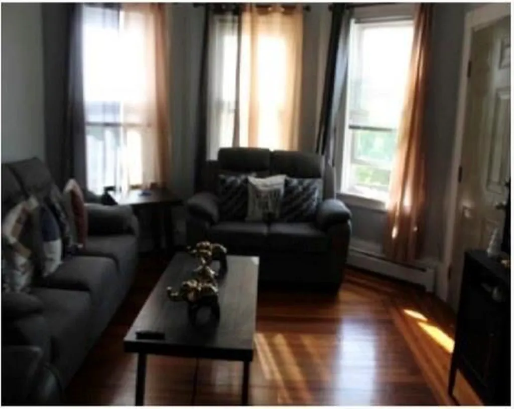 162 Prairie Avenue Providence RI 02905