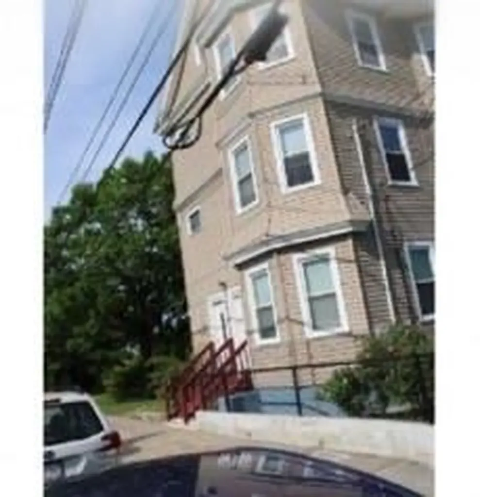 162 Prairie Avenue Providence RI 02905