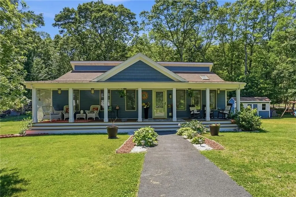 53 Greenbush Road Warwick RI 02818