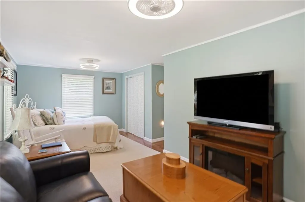 53 Greenbush Road Warwick RI 02818
