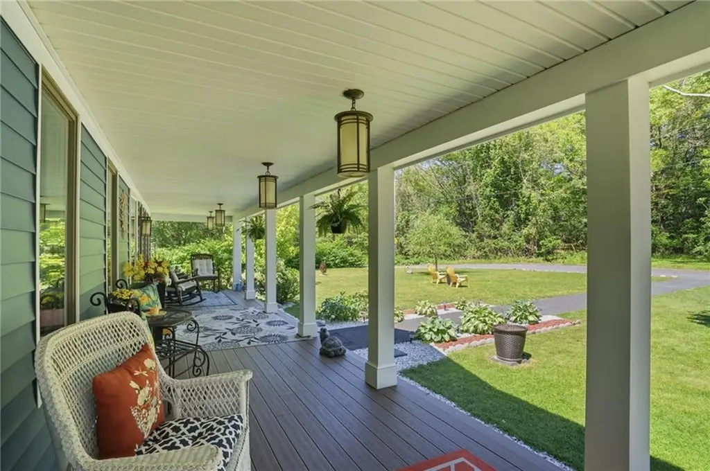 53 Greenbush Road Warwick RI 02818
