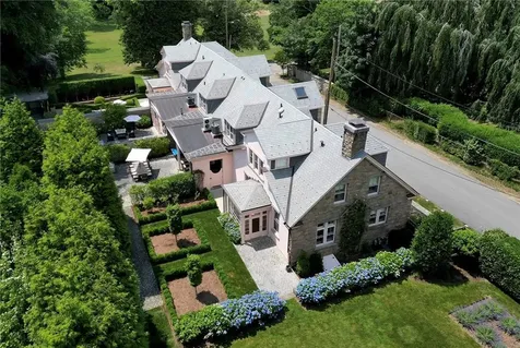 2 4 Hazard Avenue Newport RI 02840