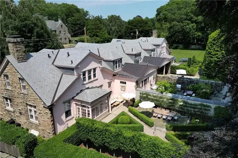 2 4 Hazard Avenue Newport RI 02840