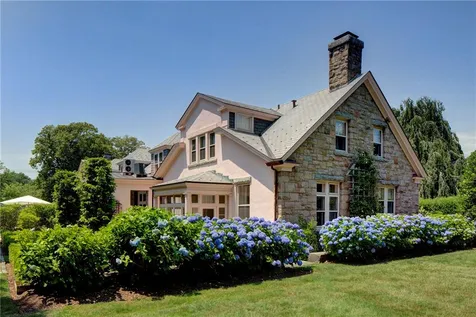 2 4 Hazard Avenue Newport RI 02840