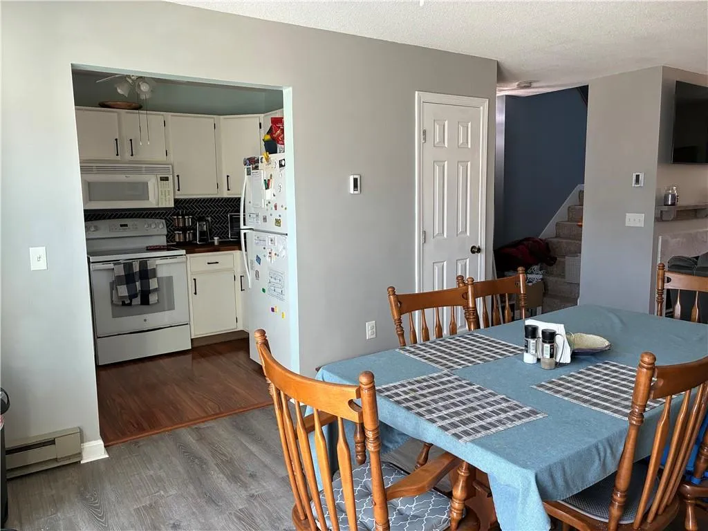 1 Willow Glen Circle Warwick RI 02889