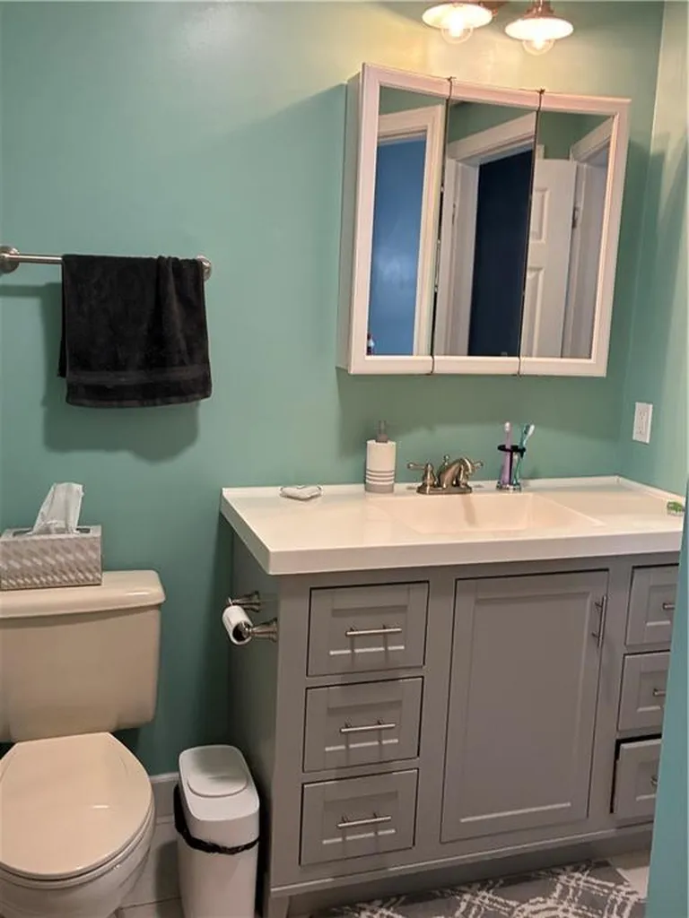 1 Willow Glen Circle Warwick RI 02889