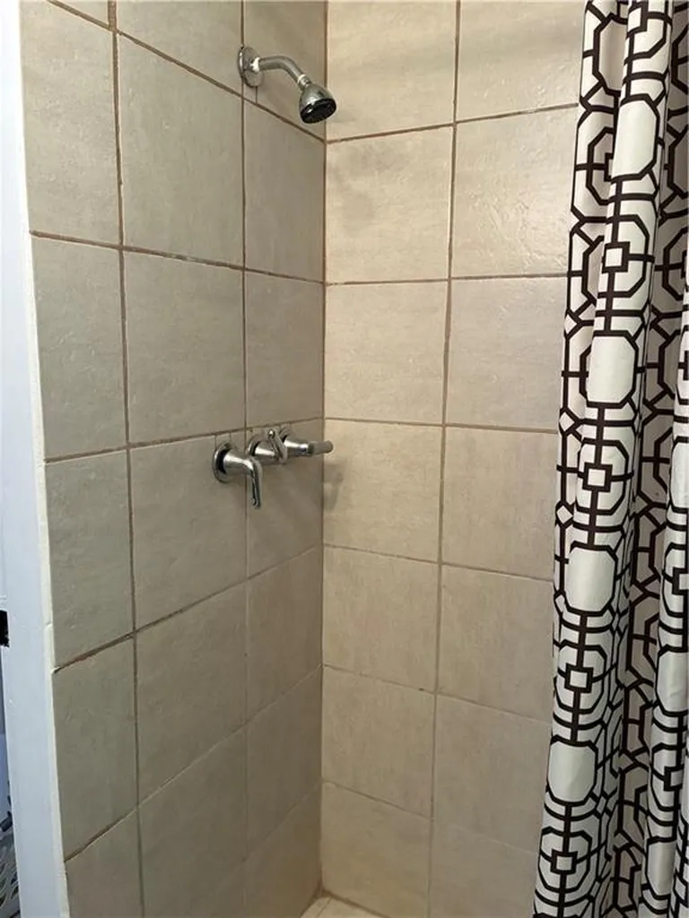 1 Willow Glen Circle Warwick RI 02889