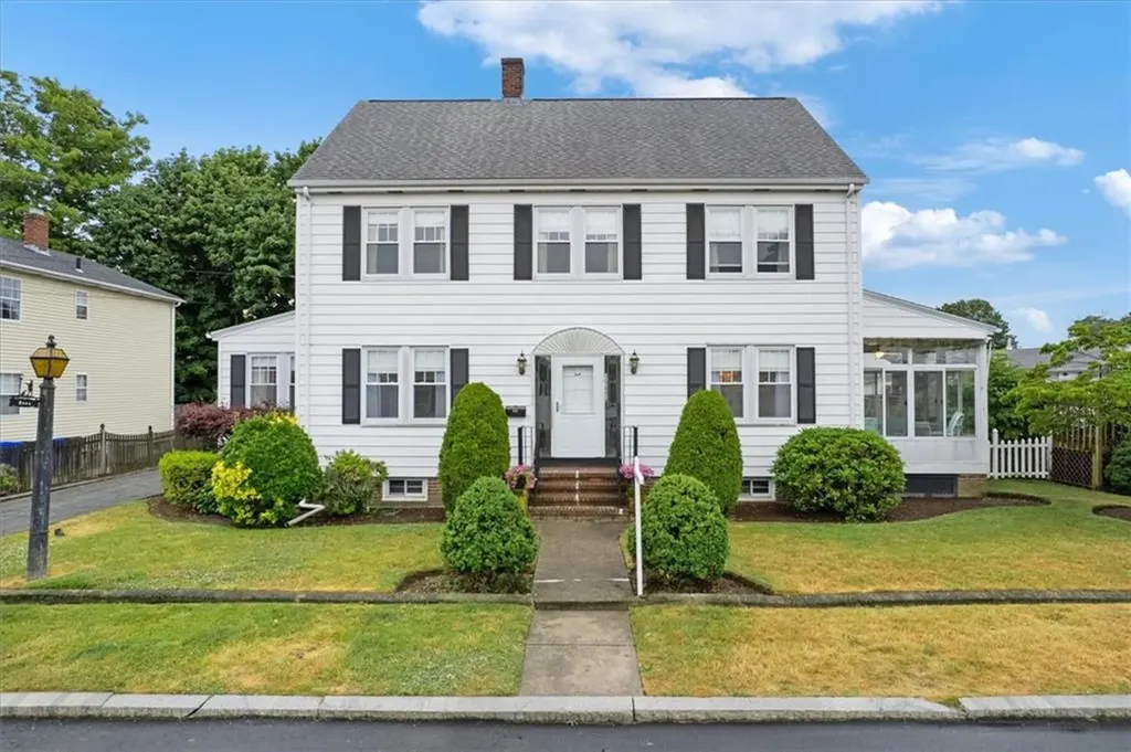 24 Bel Air Drive Providence RI 02911