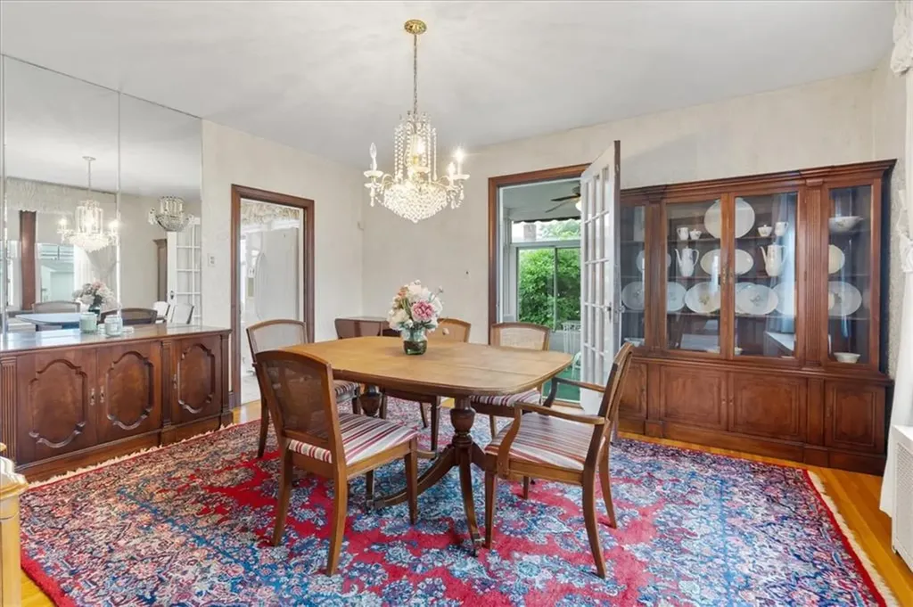24 Bel Air Drive Providence RI 02911