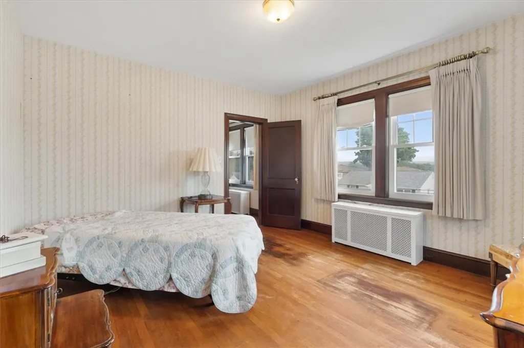 24 Bel Air Drive Providence RI 02911