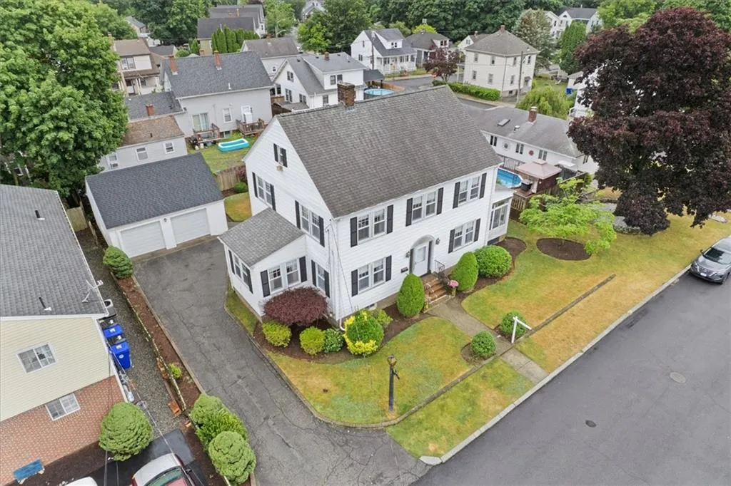 24 Bel Air Drive Providence RI 02911