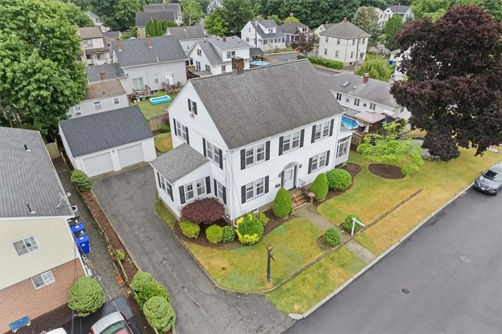 24 Bel Air Drive Providence RI 02911